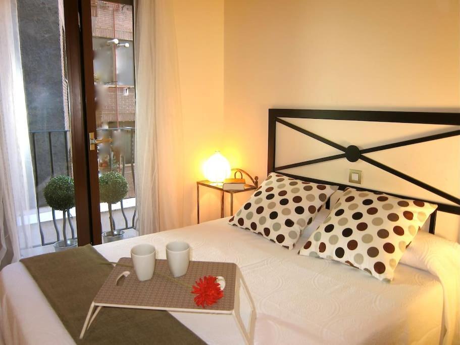 Balcon Con Luz Natural Madrid Exterior photo